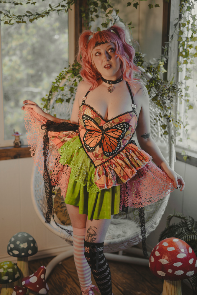 
            
                Load image into Gallery viewer, Blossom Kind Heart Dress
            
        